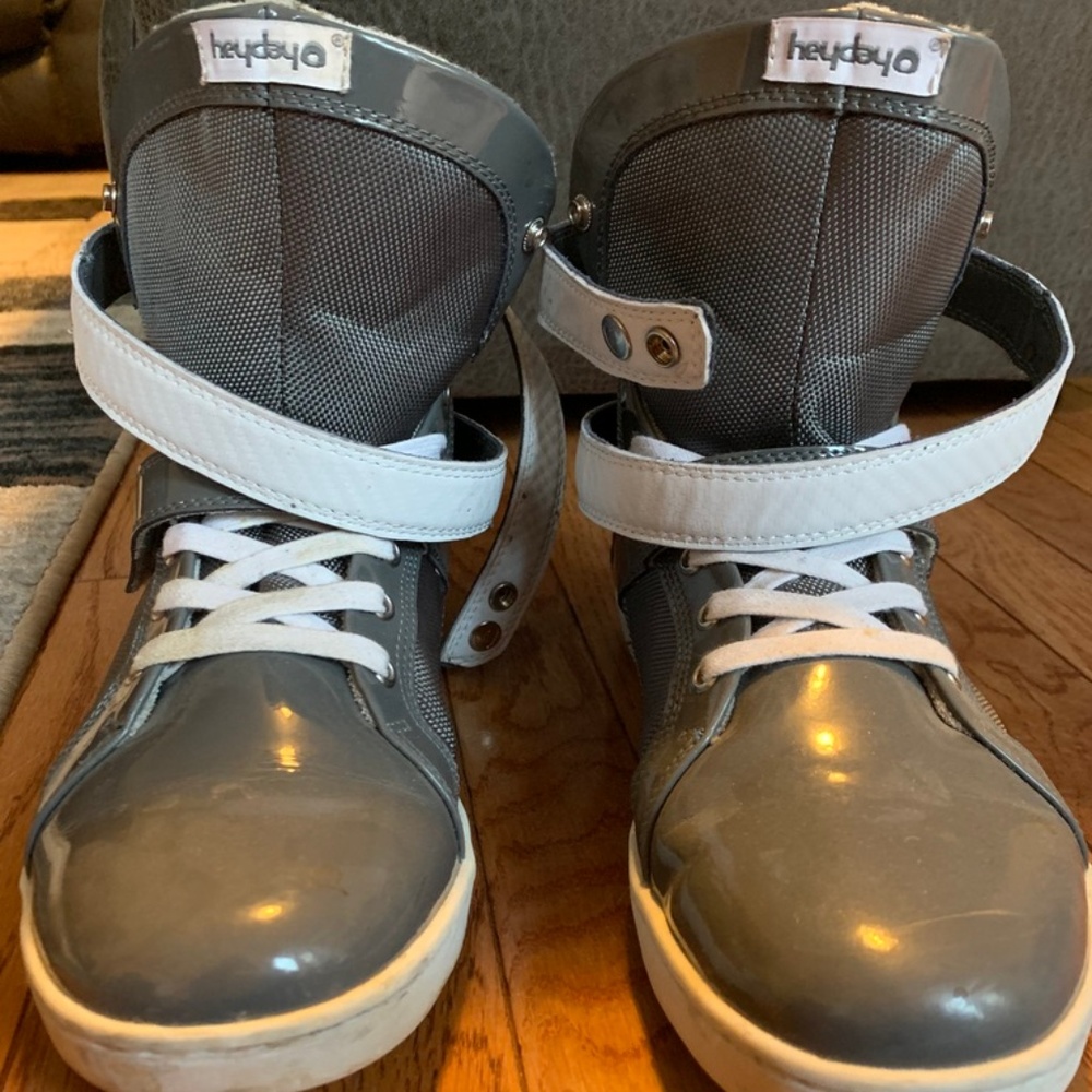 Heyday Sneakers/Shoes